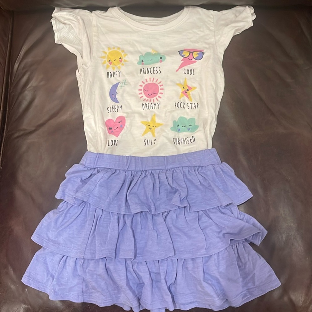 Lightning Bug - girls 2 piece set.